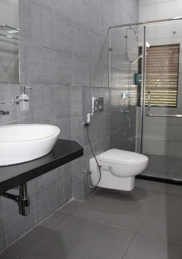Ixoras Hotel Kinshasa Eksteriør billede