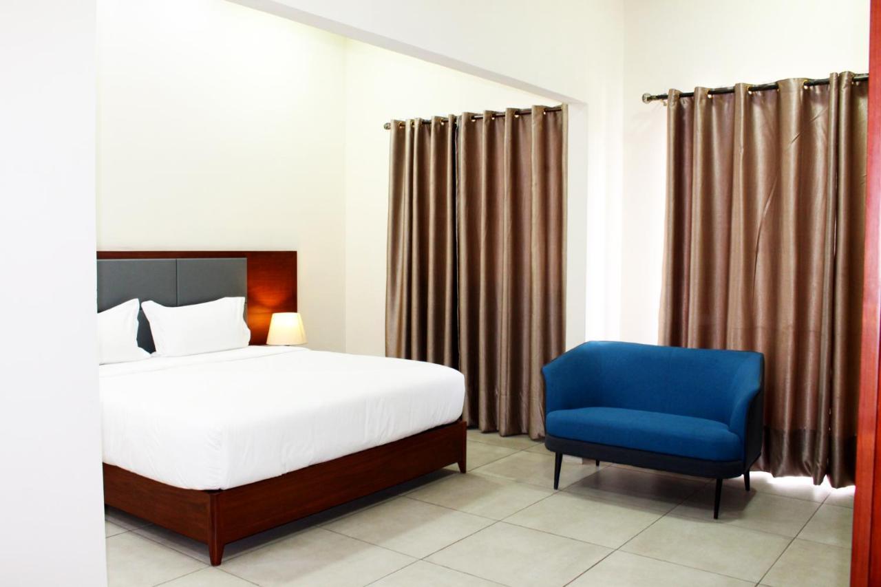 Ixoras Hotel Kinshasa Eksteriør billede